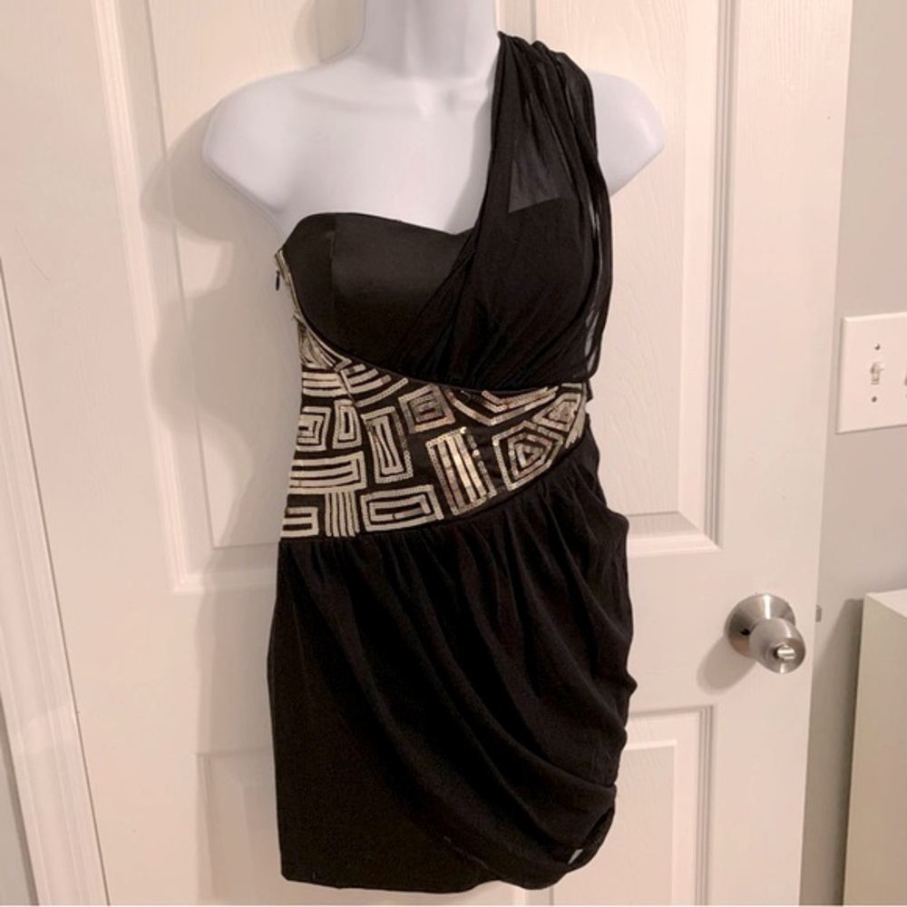Bebe dress